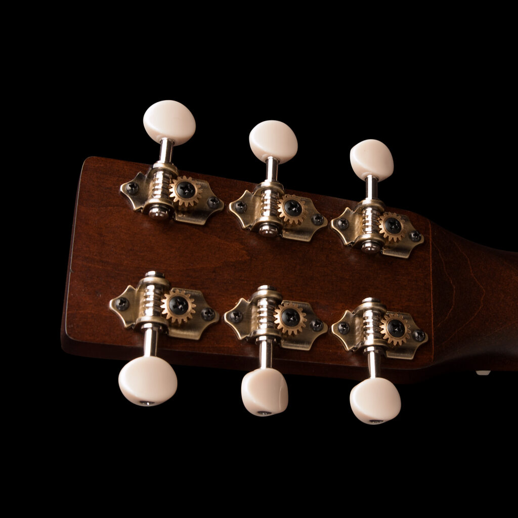 Roadhouse Bourbon Burst A/E | Art and Lutherie